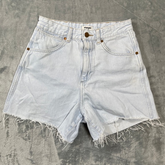 Wrangler Pants - Wrangler Womens Shorts Size 27 Light Wash High Rise Raw Hem Denim 112315530